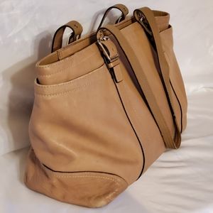 👜Vintage Coach Purse 👜 Large Tan Shoulder Bag